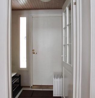 Rovaniemi Villa | Villa Ranta: Your Dream Getaway by the Oceanfront