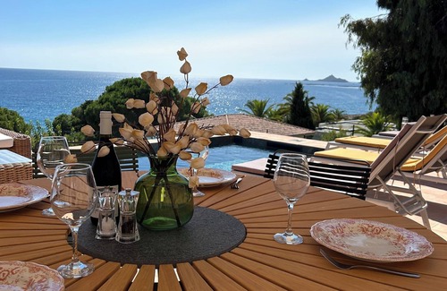 Ajaccio House | Villa Raphael, splendid view of the Sanguinaires with swimming pool 5 minutes from the beach