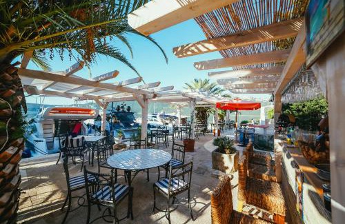 Rava House | Explore Villa Rava Hotel & Restaurant with Oceanfront Views