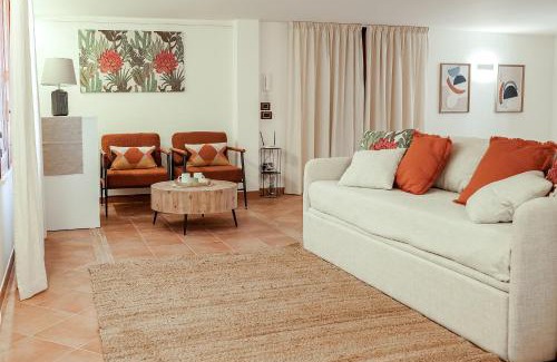 Scopello Villa | Villa Regina: Oceanfront Retreat at Scopello's Faraglioni
