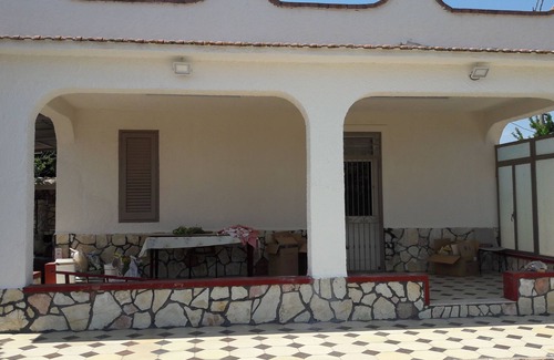 Partinico Villa | Modern Villa Reginotte with Pool and Breakfast Included
