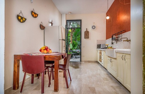Alcamo Villa | Relax at Villa Night and Day with Pool & Spa Amenities