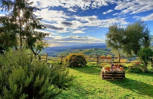 Calvi di Umbria Villa | Villa Relax: Scenic Retreat with Garden & Breakfast Included
