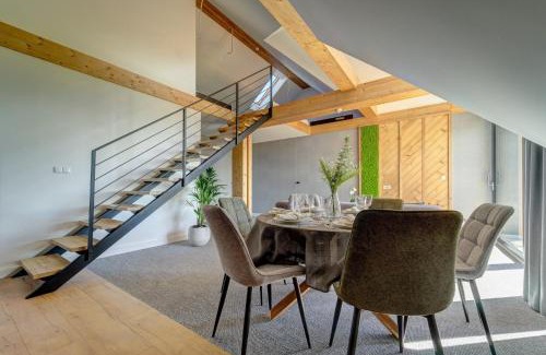 Nowy Targ Apartment | Villa Revere: Family-Friendly Retreat with Pool & Hot Tub
