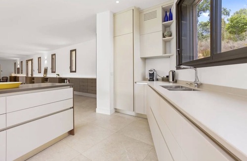 Trans-en-Provence House | Discover Villa 'Rez De Valeriane' with Pool and Garden Access