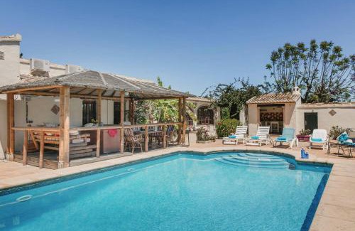 Montgo de Toscamar Villa | Relaxing Villa Ria with Pool - Perfect for Families