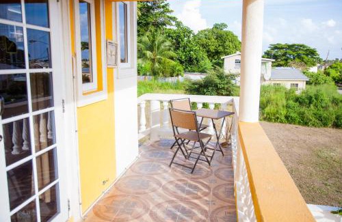 Welches Apartment | Villa Riana Barbados: Family-Friendly Stay with Pool & Breakfast