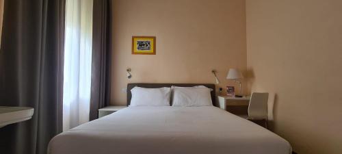 Trastevere Bed & Breakfast | Discover Villa Riari Garden: Pet-Friendly Retreat Awaits