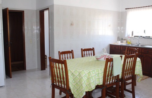 Sargacal House | Relax at Villa Ribeiro - Oceanfront with Pool in Lagos