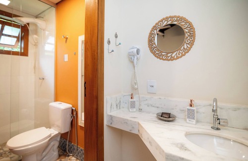 Piedade do Paraopeba Hotel | Discover Villa Rica Pousada Boutique: Pool, Spa & Dining