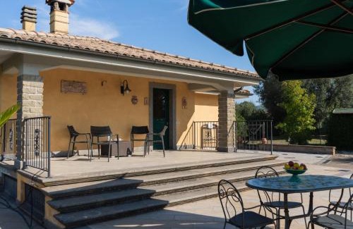 Canale Monterano Villa | Villa Rimbaudo: Family-Friendly Retreat with Pool Access