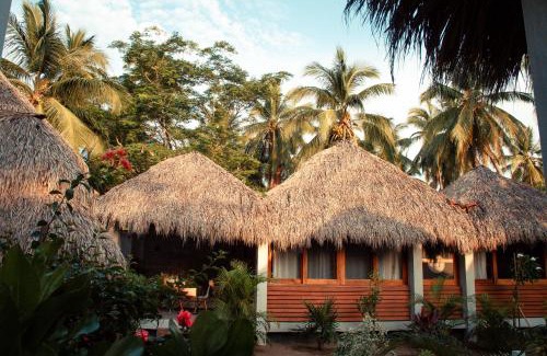 Saladita Villa | Relax at Gato Surf Houses - La Saladita with Family & Pets
