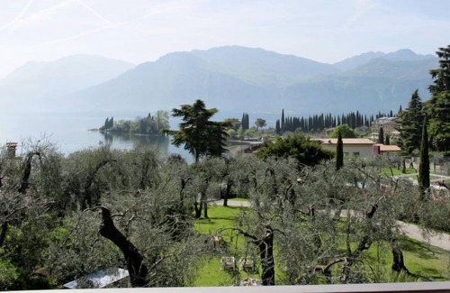 Val di Sogno Apartment | Top-Rated Oceanfront Villa Rizzardi with Spa & Breakfast