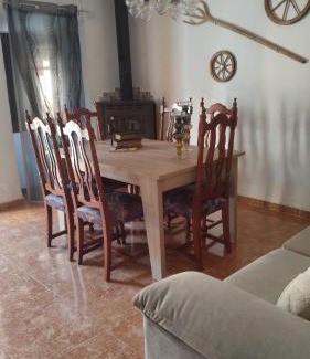 Santisteban del Puerto House | Pet-Friendly Villa Robles: Family Retreat Awaits You