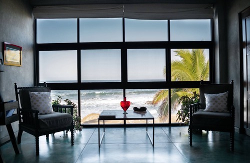 El Pescadero Villa | Experience Villa Rocas: Beachfront Retreat with Ocean Views