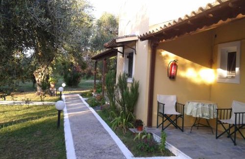Sfakera Apartment | Villa Rododafni: Guest Rated 9/10, Pet Friendly Escape