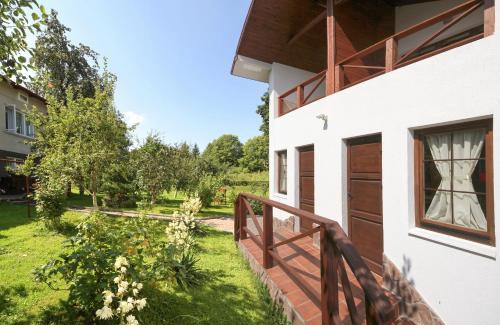 Truskavets Villa | Villa Roksolana: Guest-Favorite with Breakfast Included