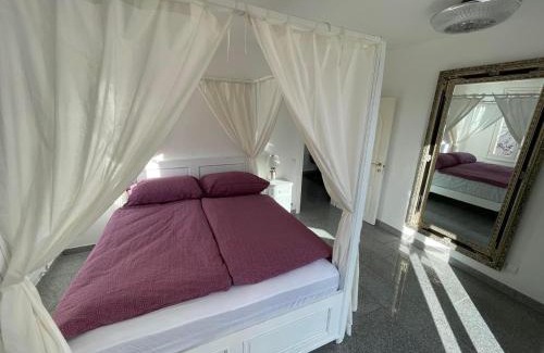 Locarno Apartment | Villa Romantik: Pet-Friendly Retreat at Lago Maggiore