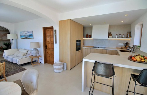 Calonge Villa | Relax at Villa Romiwi - Oceanfront Retreat in Catalonia