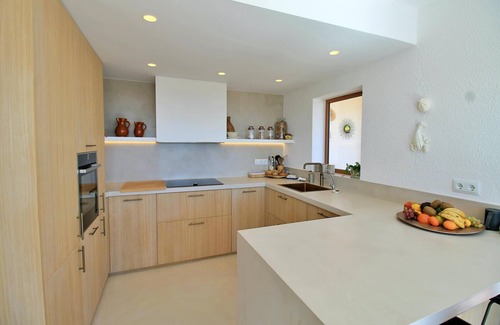 Calonge Villa | Relax at Villa Romiwi - Oceanfront Retreat in Catalonia