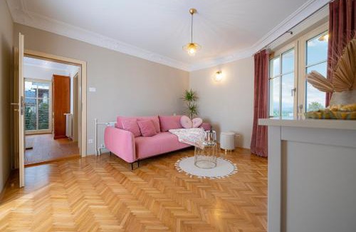 Bled Villa | Villa Rory: Family-Friendly Retreat with 9.5/10 Guest Ratings