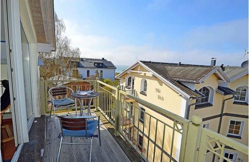 Glowe House | Villa Rosa: Family-Friendly Holiday Residence Awaits You