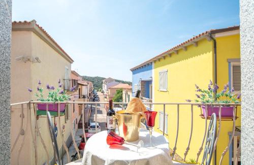 Santa Teresa di Gallura Villa | Villa Rosa - Casa delle Bambole: Family-Friendly Retreat