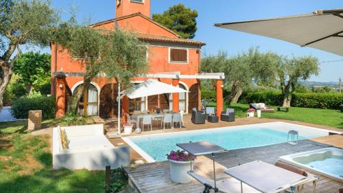 Misano Adriatico Villa | Villa Rossa 12: Oceanfront Getaway with Pool & Hot Tub