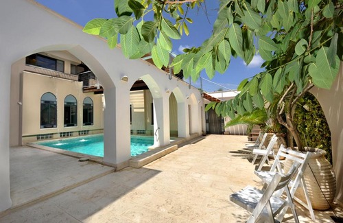 Bet Hananya Villa | Villa Rouge: Family-Friendly Retreat with Private Pool