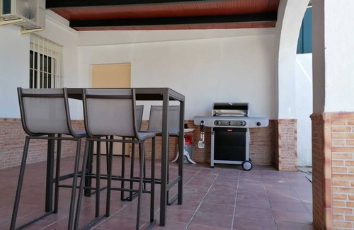 Marchena House | Relaxing Villa Roxane: Terrace, Garden & Ocean Views