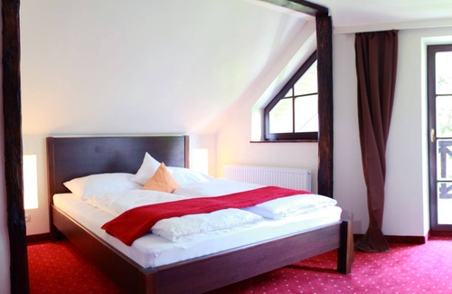 Chodovska Hut Hotel | Villa Rozmaryn: Guest Rated 9.8 with Spa & Family Amenities