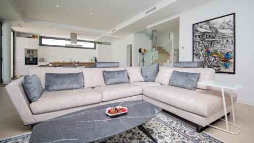 Castillo de Sabinillas Villa | Explore Villa Rubi: A Family-Friendly 4-Star Retreat