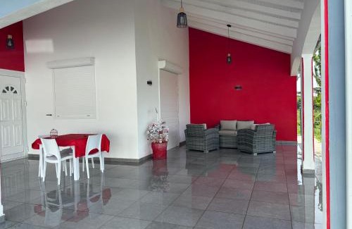 Saint-Francois Villa | Villa Rubis: Family-Friendly Retreat with Perfect Ratings
