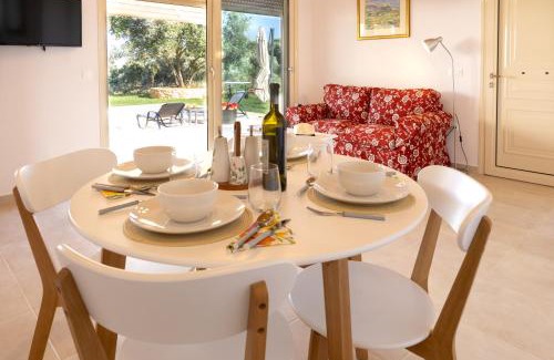 Pesada Villa | Villa Ruby: Oceanfront Getaway with Top Guest Ratings