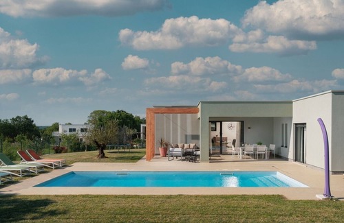 Prkacini Villa | Inviting Villa Rudinka with Private Pool in Istria's Heart