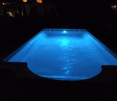 Campillo de Altobuey Villa | Relaxing Villa Rural with Pool and Hot Tub, Rated 9/10