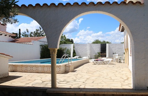 Miami Platja Villa | Villa Rustical 14: Family-Friendly Retreat with Pool & Spa