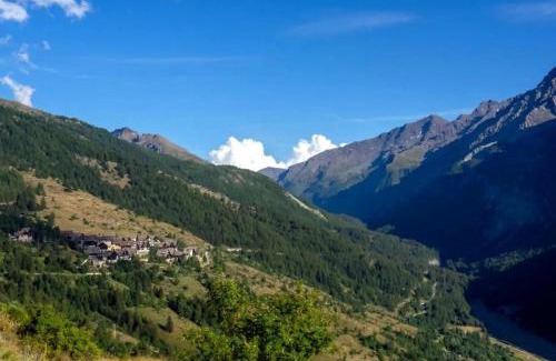 Sestriere Ski Chalet | Villa Rustica in montagna