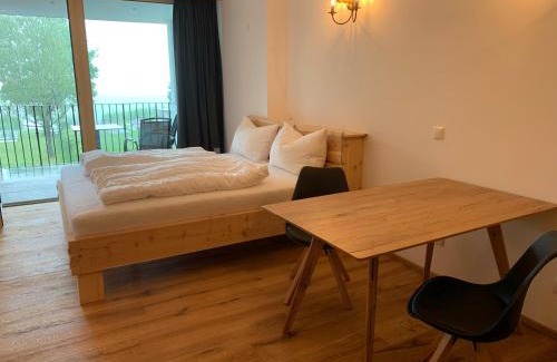 Steindorf am Ossiacher See Apartment | Villa Stiegl: 10/10 Rated with Oceanfront & Private Beach