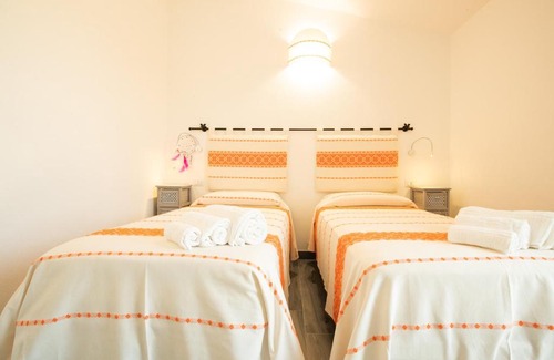 Loculi House | Pet-Friendly Villa s'ena e su juncu with Pool & High Ratings