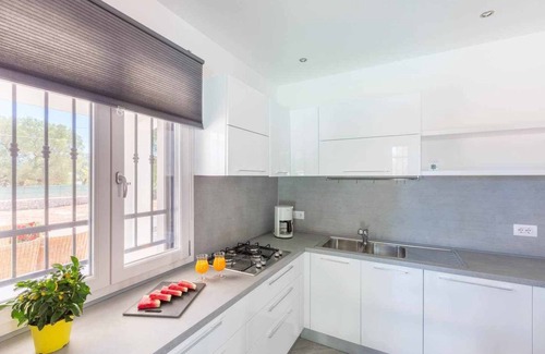 Carovigno Villa | Villa Stella Cadente: Peaceful Retreat near Torre Guaceto
