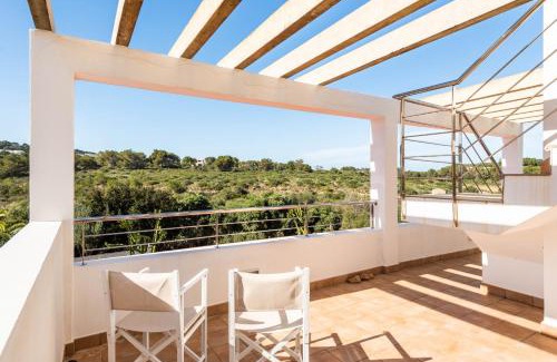 Puerto Luz Villa | Family-Friendly Villa Sa Oreneta with Pool in Port de Addaia