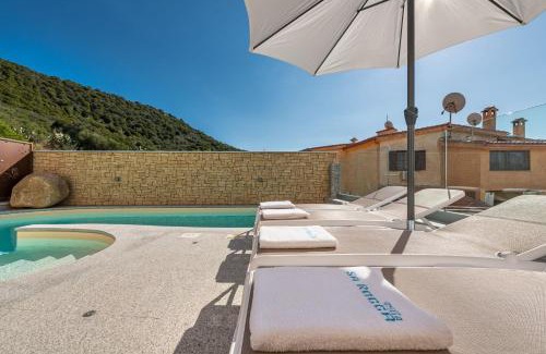 Chia Villa | Villa Sa Rocca Manna: Family-Friendly Retreat with Pool