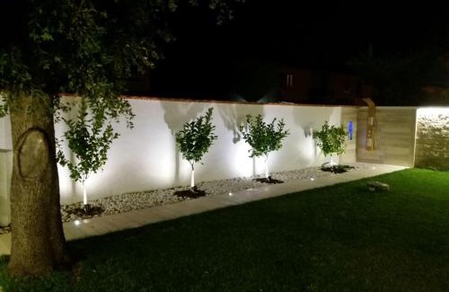 Bella Farnia House | Villa Sabaudia: Guest Rated 9.2 with Oceanfront Bliss