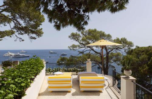 Capri Villa | Experience Villa Sabrina: 4-Star Stay for Families