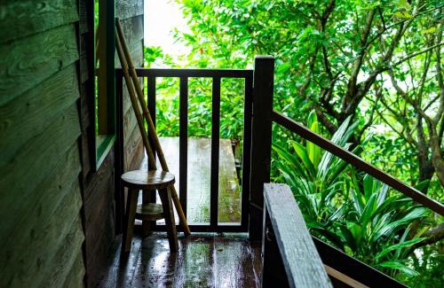 Tamagusuku-son Villa | Villa SACHIIBARU: Oceanfront Bliss with 10/10 Guest Rating