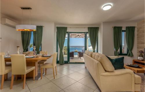 Municipality of Posedarje House | Relax at Villa Sadic: Family-Friendly with Pool Access