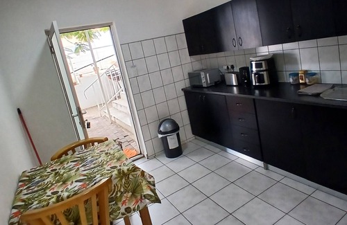 Windhoek Apartment | Cozy Villa Saffier: Family-Friendly Stay with Pool & Spa