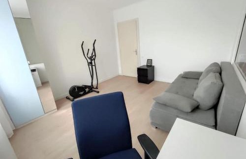 Amneville House | Cozy Villa Sainte-Rose: Family-Friendly Stay Near Cité des Loisirs