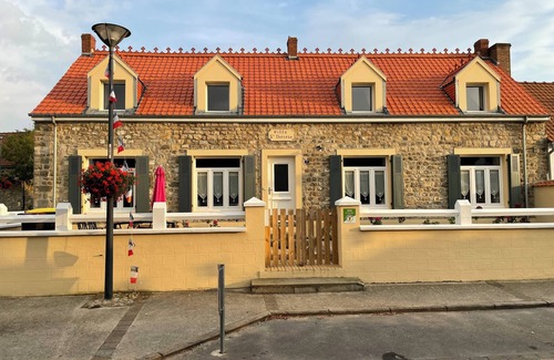 Wissant Villa | Villa Sainte Thérèse: Oceanfront Retreat Near the Beach
